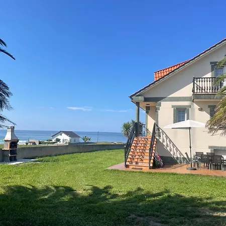 Casa Playa Fontela بيت للعطل